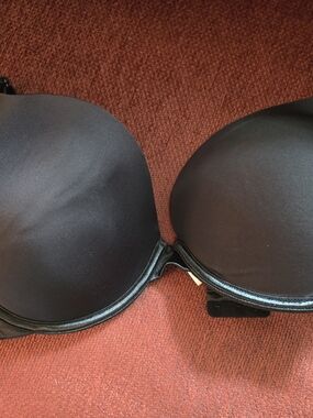 Cacique Boost Plunge Underwire Bra Black Size 40DD